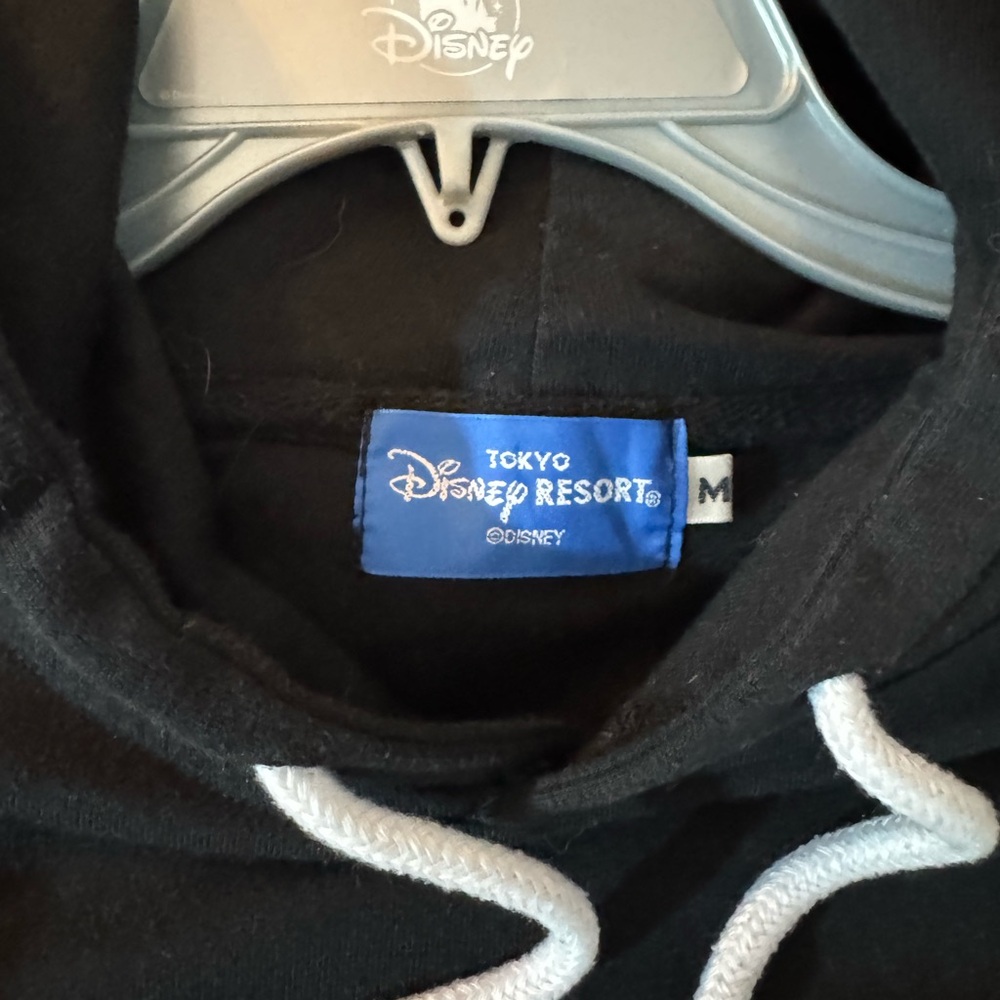 Disney Tokyo Short Sleeve Hoodie Global Disneyana Mickey Mouse EUC - Picture 4 of 5